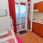 Lägenhet Filipovi - One-bedroom With Balcony And Sea View A1