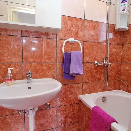 Filipovi - One-bedroom With Balcony And Sea View A1